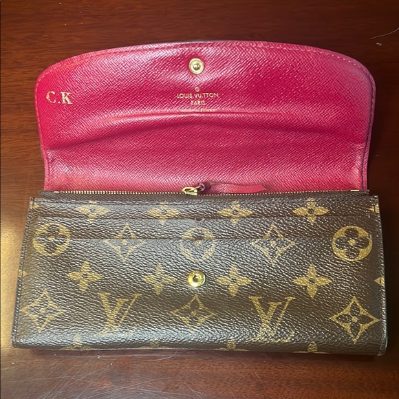 Louis Vuitton Monogram Brown Emelie Wallet - Picture 8 of 12